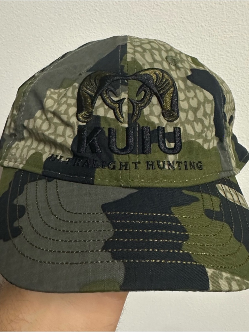 KUIU Ultralight Hunting Camo Hat Mens Green